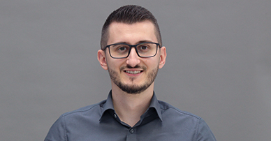 Amir Qazimi Amir Qazimi - Kundendienst