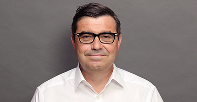Daniel Gutjahr Daniel Gutjahr - Vertriebsleitung Renault / Dacia / Nissan / Citroën
